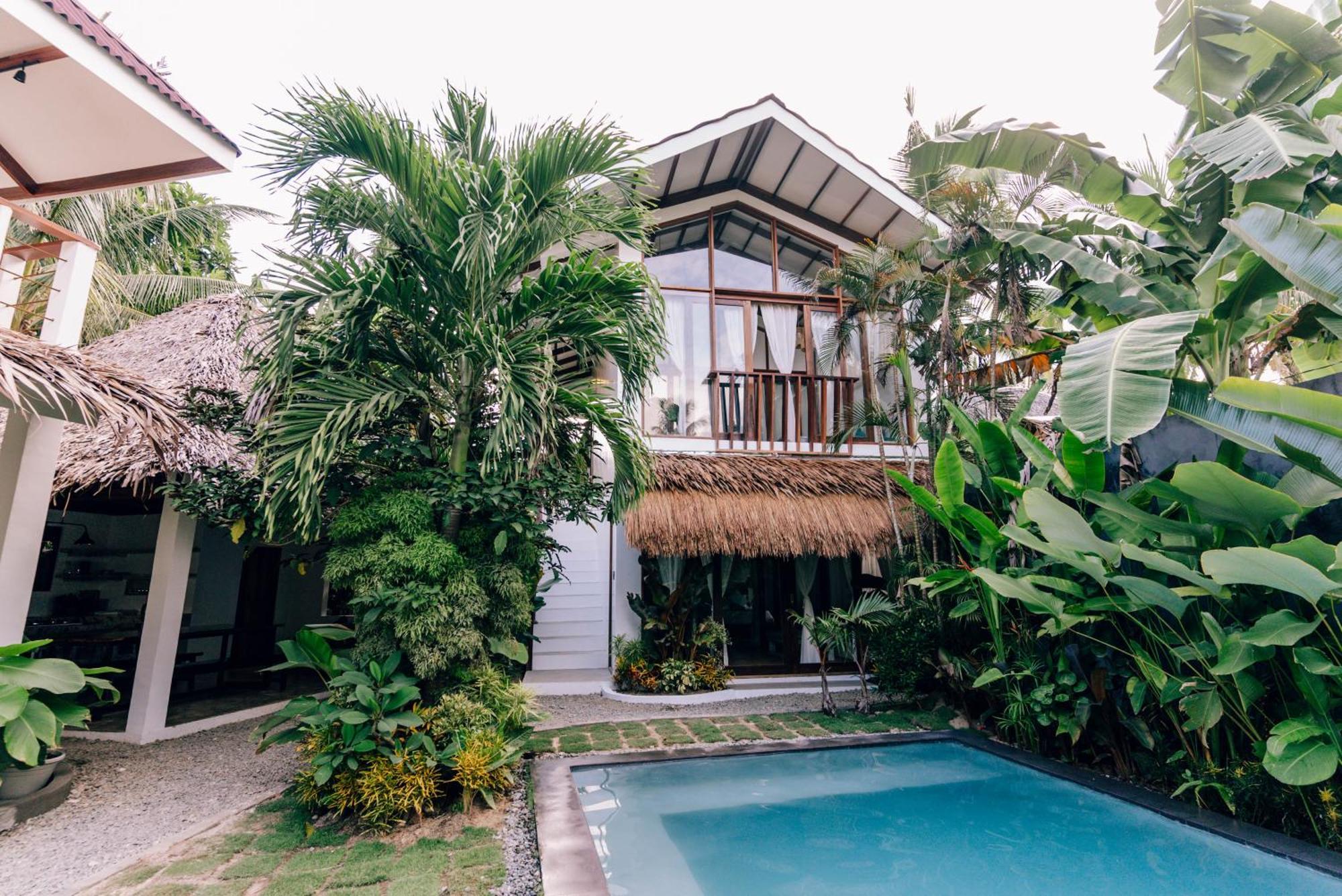 Guest house Katmon General Luna (Surigao del Norte)