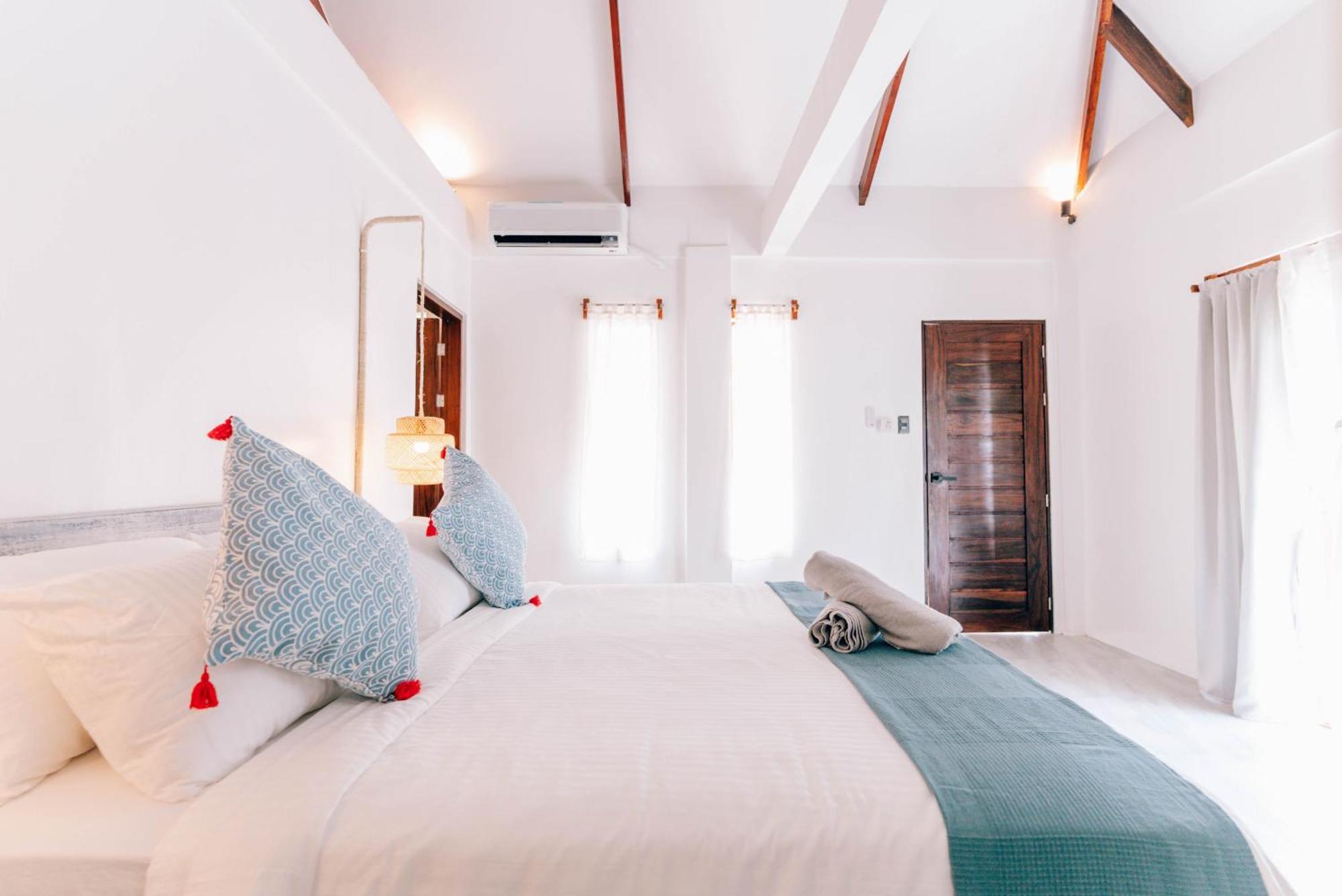 Katmon 3* General Luna (Surigao del Norte)
