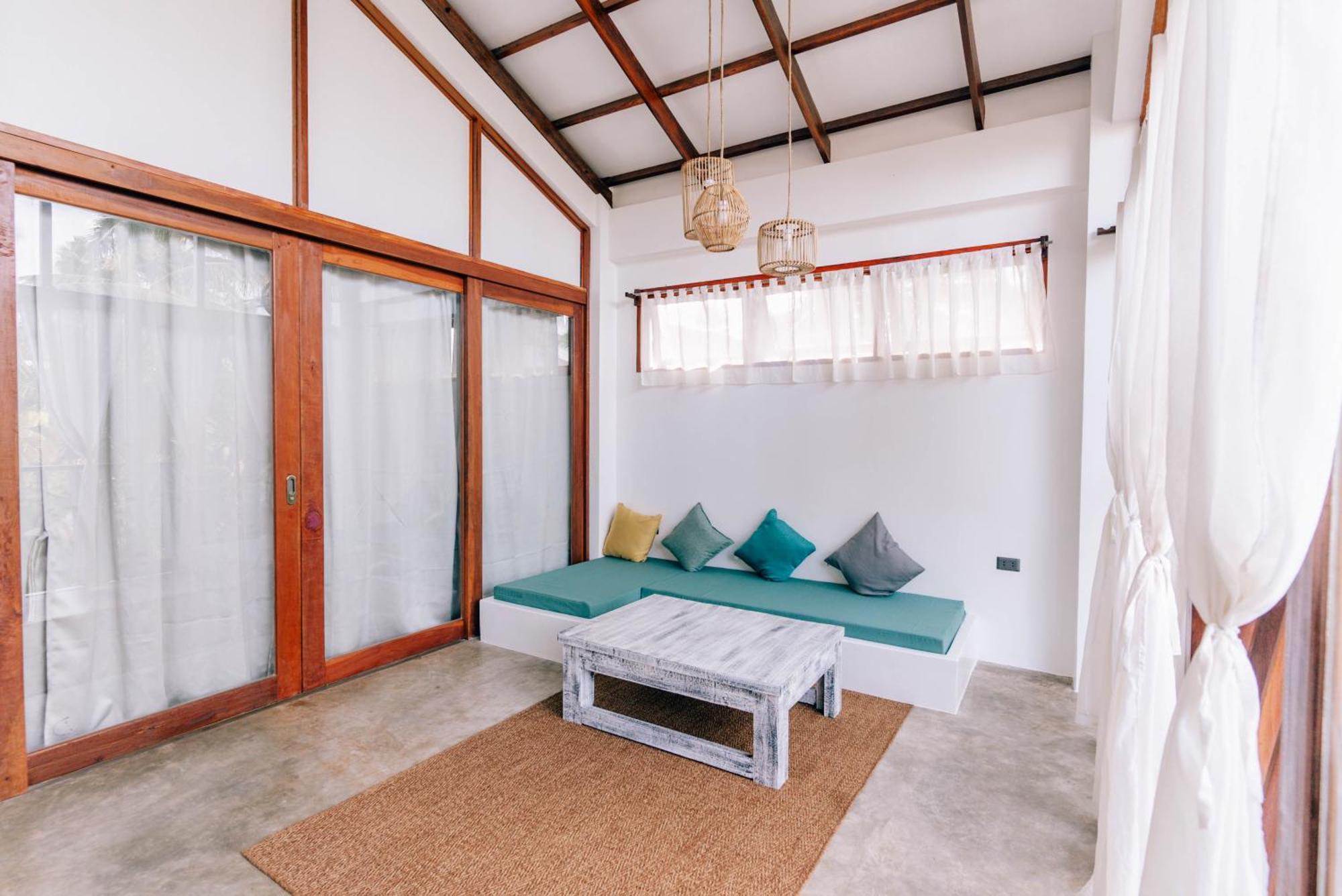 Katmon Guest house General Luna (Surigao del Norte)