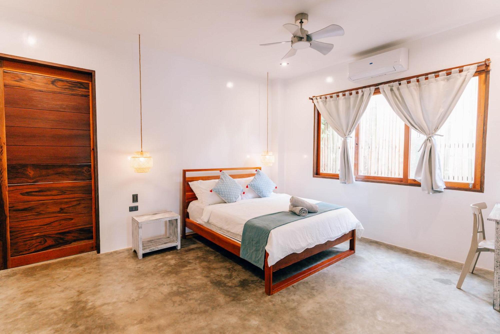 Katmon 3* General Luna (Surigao del Norte)